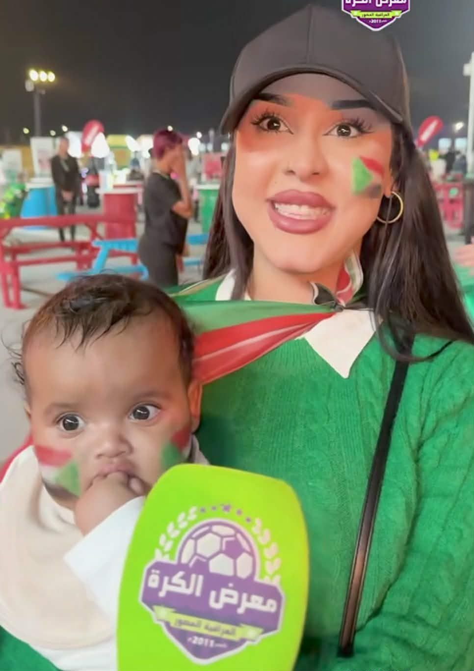 شاهد بالصورة والفيديو.. مشجعة سودانية تتمنى مواجهة العراق مرة أخرى: (العراقيين هم اللي يخافون مننا وسودانا فوق)