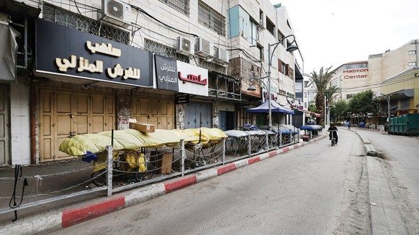 المتحدثة باسم «الصليب الأحمر» لـ«الاتحاد»: تحديات إنسانية متراكمة تواجه الفلسطينيين بالضفة الغربية