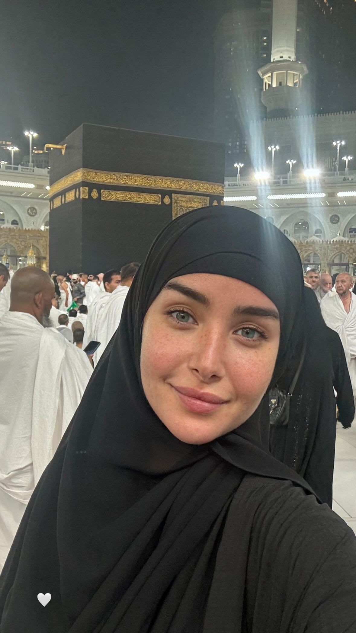 بالصور- هنا الزّاهد ولحظات دينيّة مؤثّرة من السّعوديّة