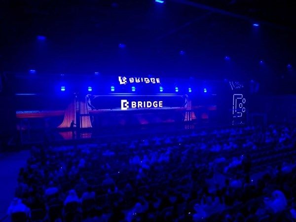 «بريدج» منصة لاستعراض مشاريع ناشئة مبتكرة ركيزتها الذكاء الاصطناعي