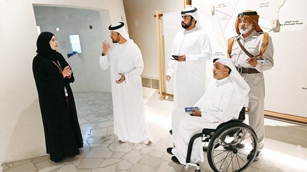 شرطة أبوظبي تنظم زيارة لمتحف المقطع