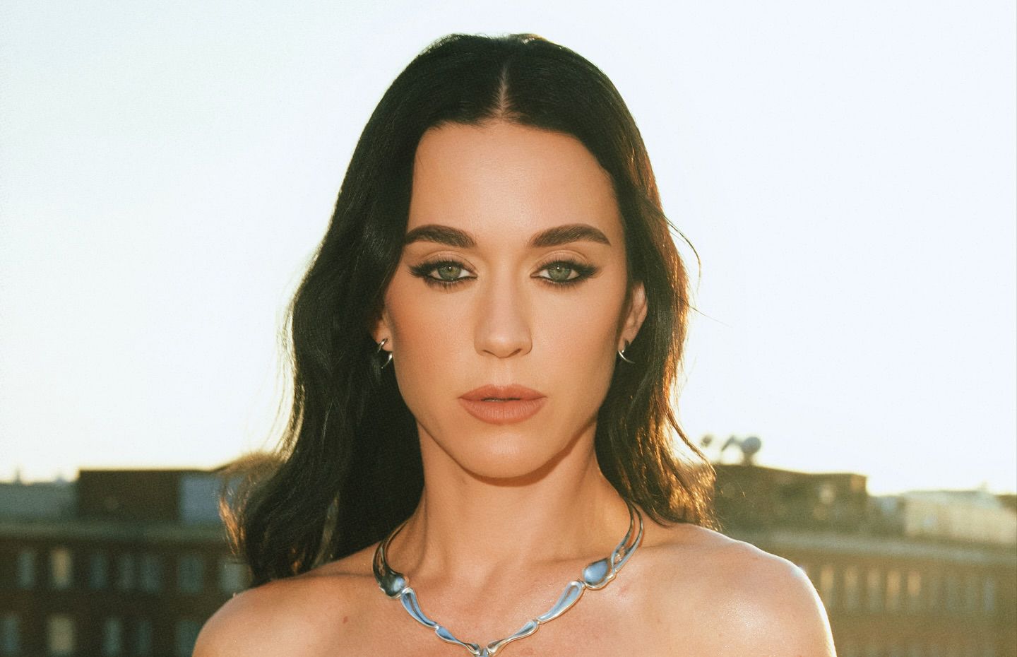 كاتي بيري… ختام لم يتوقّعه أحد في قلب أبوظبي