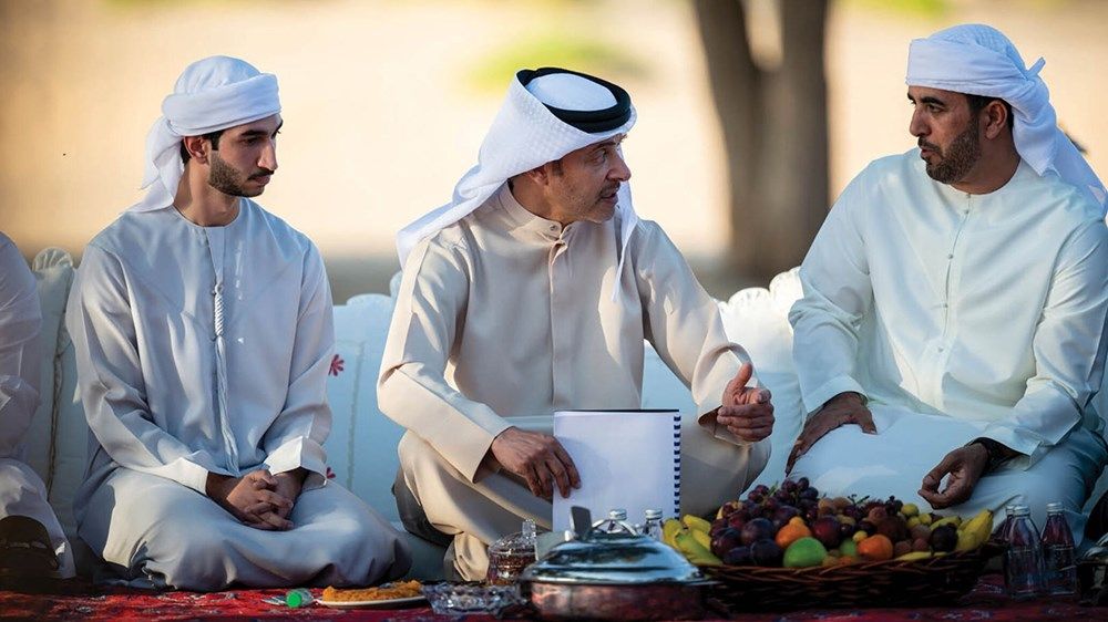 هزاع بن زايد يزور أبناء شهداء الوطن في مخيم أبناء الفخر الشتوي – رماح في منطقة العين