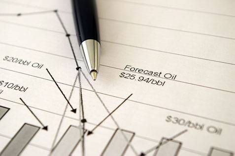 تراجع أسعار النفط وسط مخاوف من زيادة الإمدادات وتعثر محادثات السلام في أوكرانيا