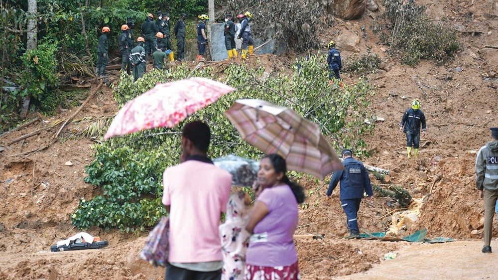 فريق الإمارات يواصل عمليات البحث والإنقاذ في سريلانكا