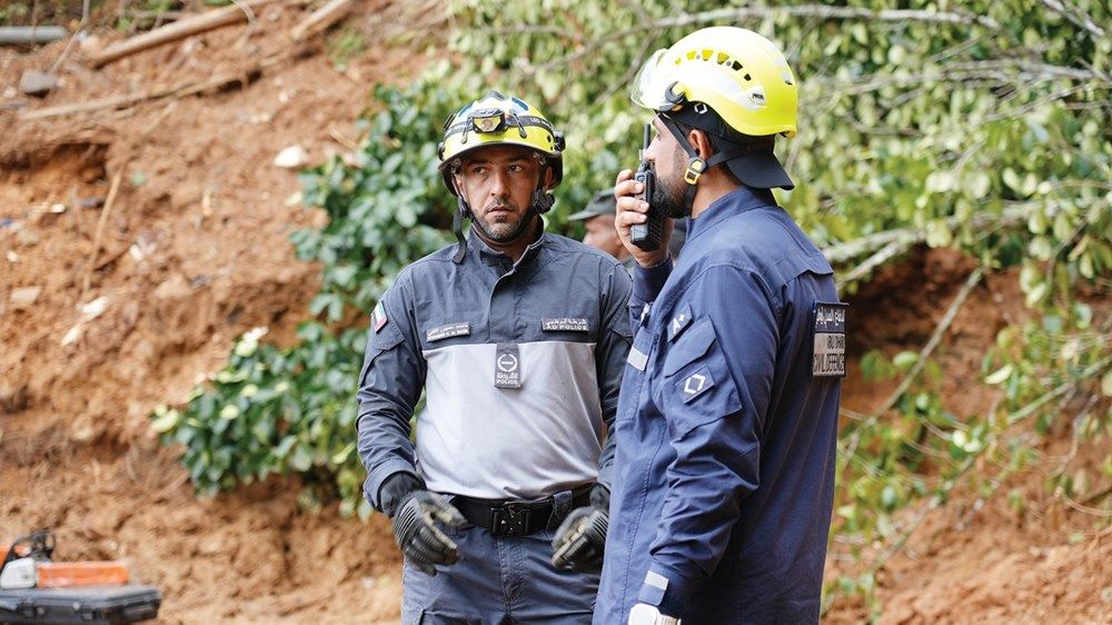 فريق الإمارات يواصل عمليات البحث والإنقاذ في سريلانكا