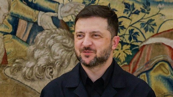 زيلينسكي يبدي استعداداً لإجراء انتخابات في أوكرانيا