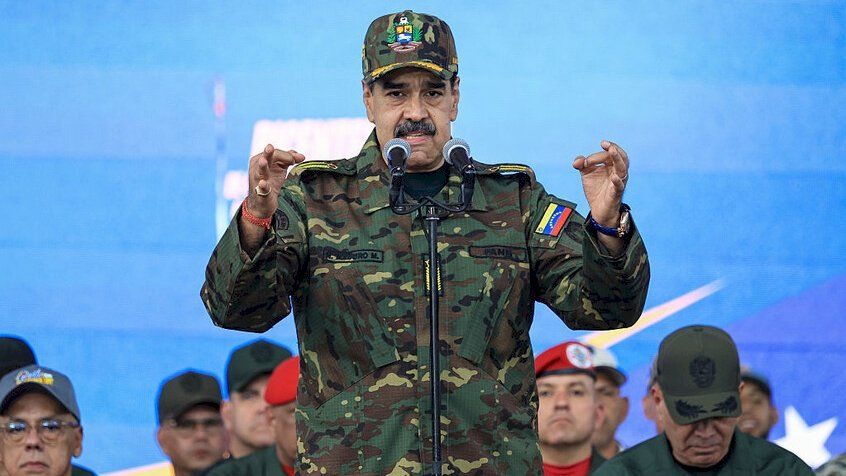 مادورو: مستعدون لكسر أنياب الإمبرطورية الأميركية