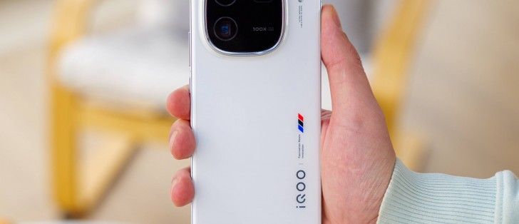 تكنولوجيا: هاتف iQOO 12 يحصل أخيرًا على تحديث OriginOS 6 المستقر المبني على أندرويد 16