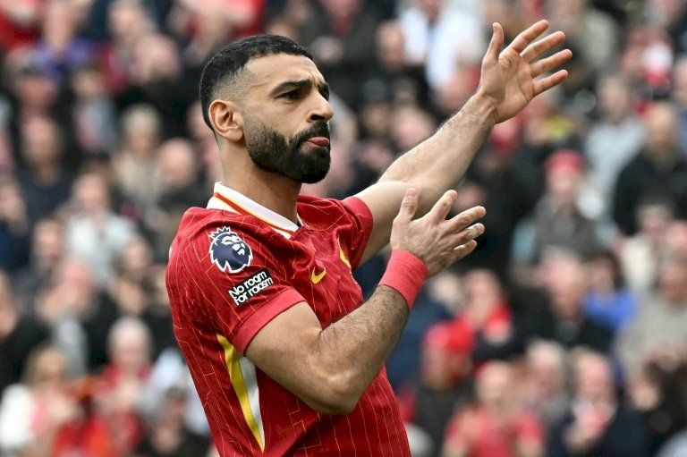 محمد صلاح على مقاعد بدلاء ليفربول في مواجهة برايتون
