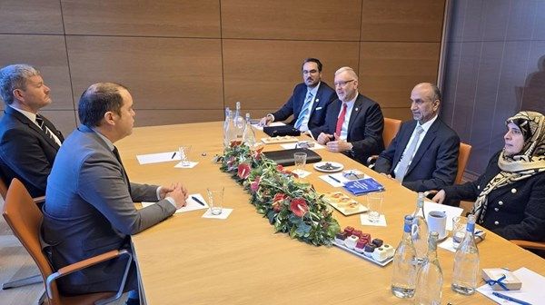 برلمان ليختنشتاين و«العالمي للتسامح والسلام» يبحثان تعزيز التعاون