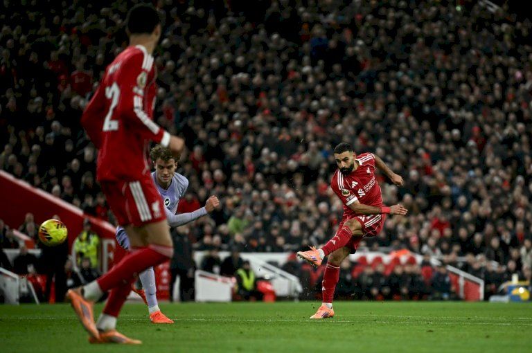 بطولة إنكلترا: صلاح يتوّج عودته بعد استبعاد بتمريرة حاسمة في فوز ليفربول