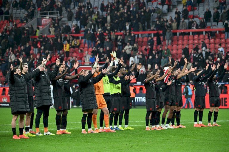 بطولة ألمانيا: ليفركوزن وفرانكفورت يستعيدان توازنهما