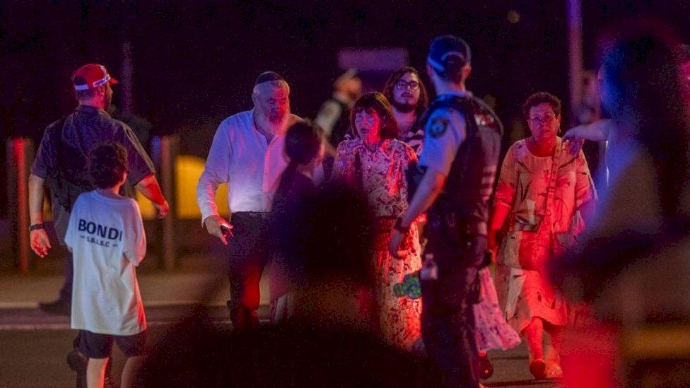 عاجل.. ارتفاع عدد قتلى مذبحة سيدني إلى 16 شخصاً