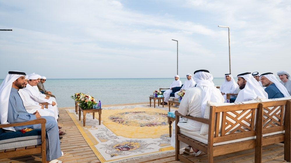 حمدان بن زايد يزور مبارك سهيل اليبهوني بمنزله في مدينة السلع