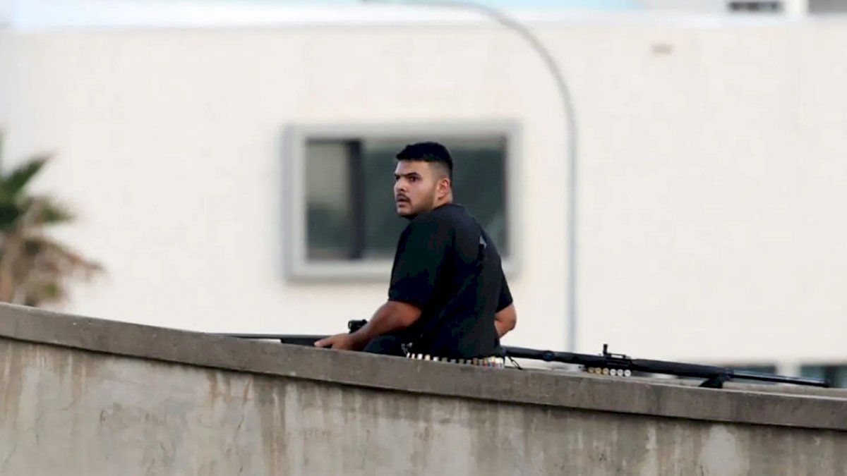 مفاجأة مذبحة سيدني.. أب وابنه أطلقا النار على التجمع اليهودي