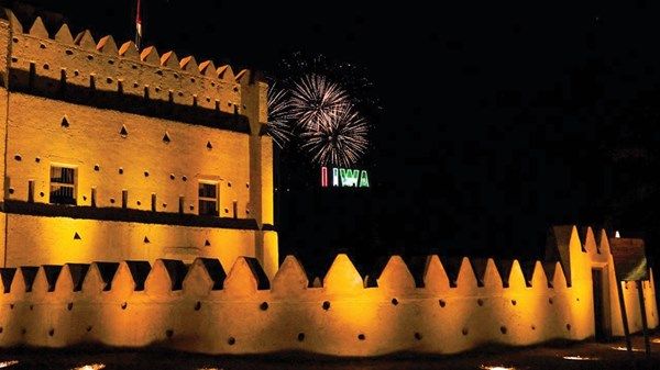 ليوا تتزين لاستقبال زوار المهرجان