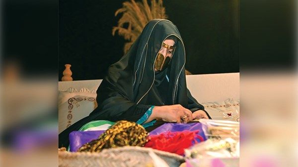 «قرية ليوا».. وجهة ترفيهية وسط الكثبان الذهبية