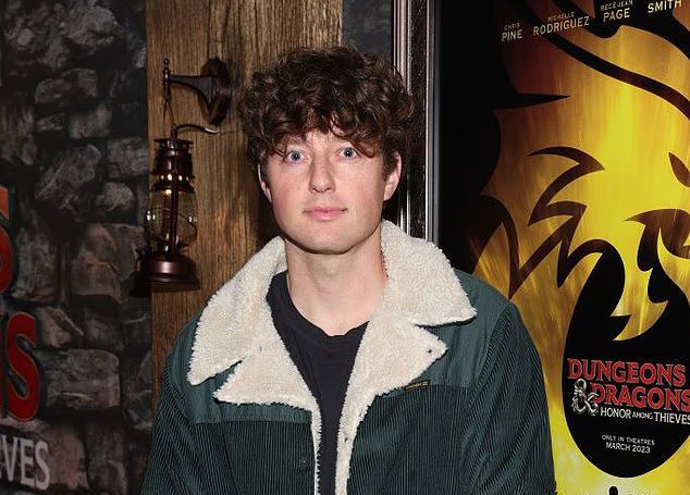 الكشف عن سبب وفاة نجم تيك توك تاكر جينال عن واحدٍ وثلاثين عامًا