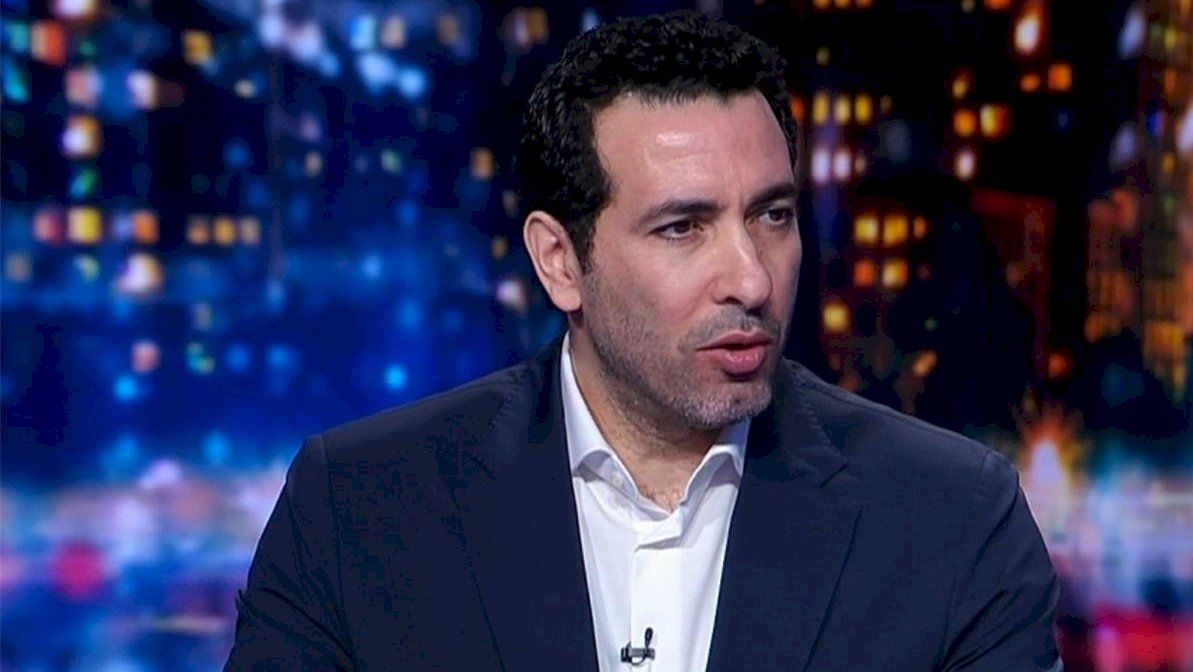 فضيحة أبوتريكة.. غرق في نفاق المقارنة بين قطر وألمانيا ( 2 فيديو.. قبل وبعد)