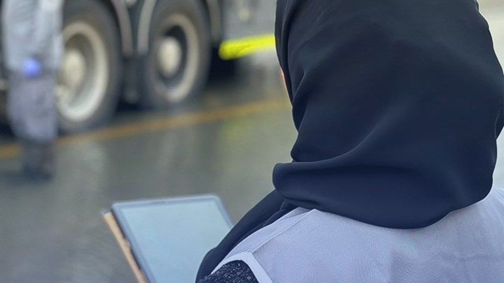 بلدية دبي: الفرق تعمل على مدار الساعة لمعالجة آثار الحالة الجوية