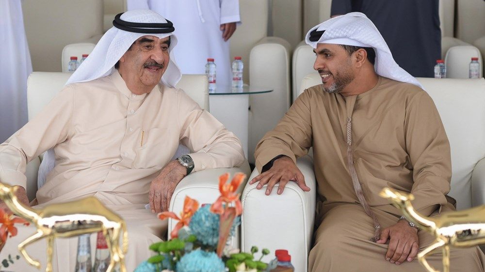 حاكم أم القيوين يشهد منافسات اليوم الختامي من مهرجان أم القيوين لسباقات الهجن العربية الأصيلة