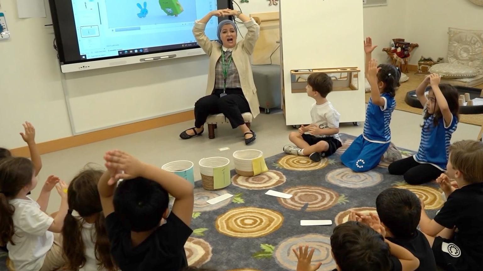 "العربية" منذ الصغر، مبادرة إماراتية ورحلة هوية وانتماء