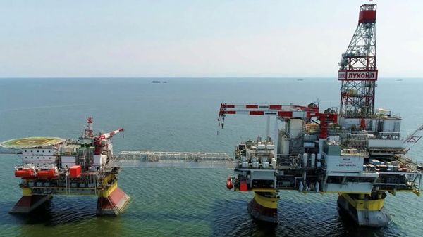 أوكرانيا: قصفنا منصة نفط روسية