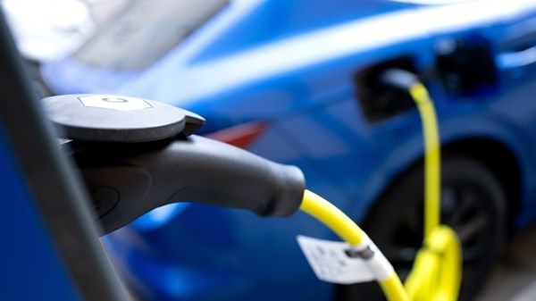 ألمانيا تمدّد إعفاء السيارات الكهربائية من ضريبة المركبات