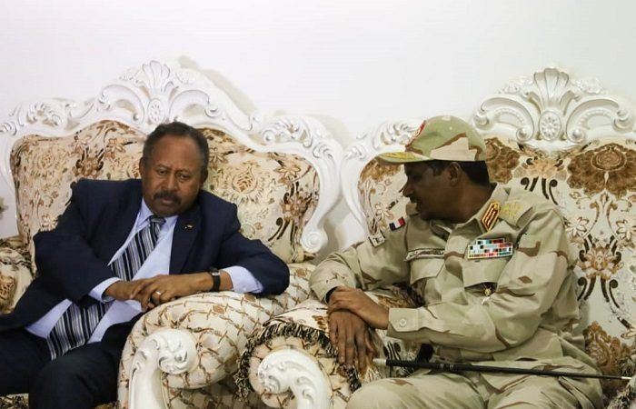 التواصل بين المليشيا السياسية للتمرد وأذيالها بالداخل لم ينقطع أبداً