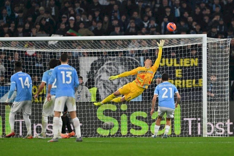 بطولة إيطاليا: تعادل سلبي بين لاتسيو وكريمونيزي