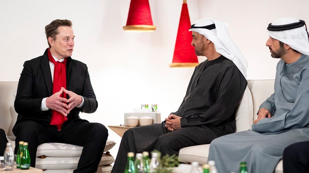 رئيس الدولة يلتقي إيلون ماسك