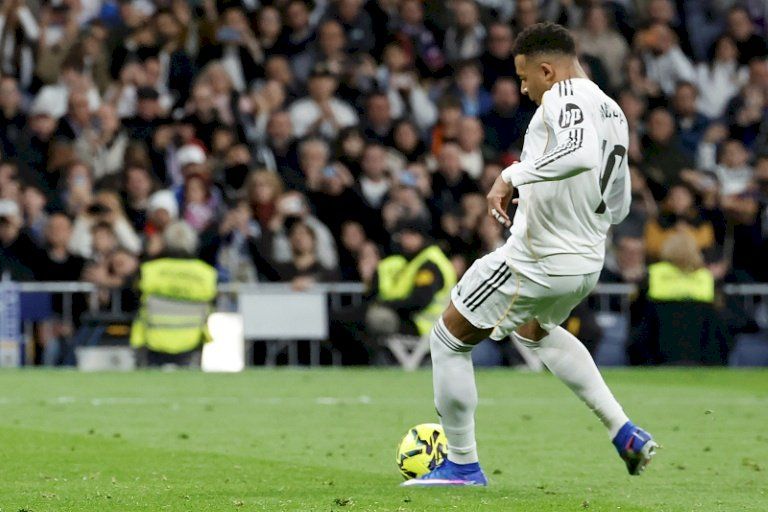 بطولة إسبانيا: ريال ينهي العام بفوز وإنجاز لمبابي