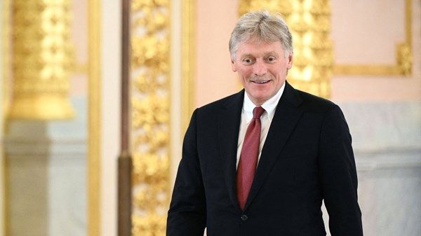 الكرملين: بوتين مستعد لإجراء محادثات مع ماكرون