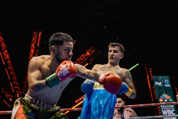 بعد ثمانية أشهر من التحديات … ختام بطولة “WBC Boxing Grand Prix” في الرياض بتتويج أربعة أبطال عالميين