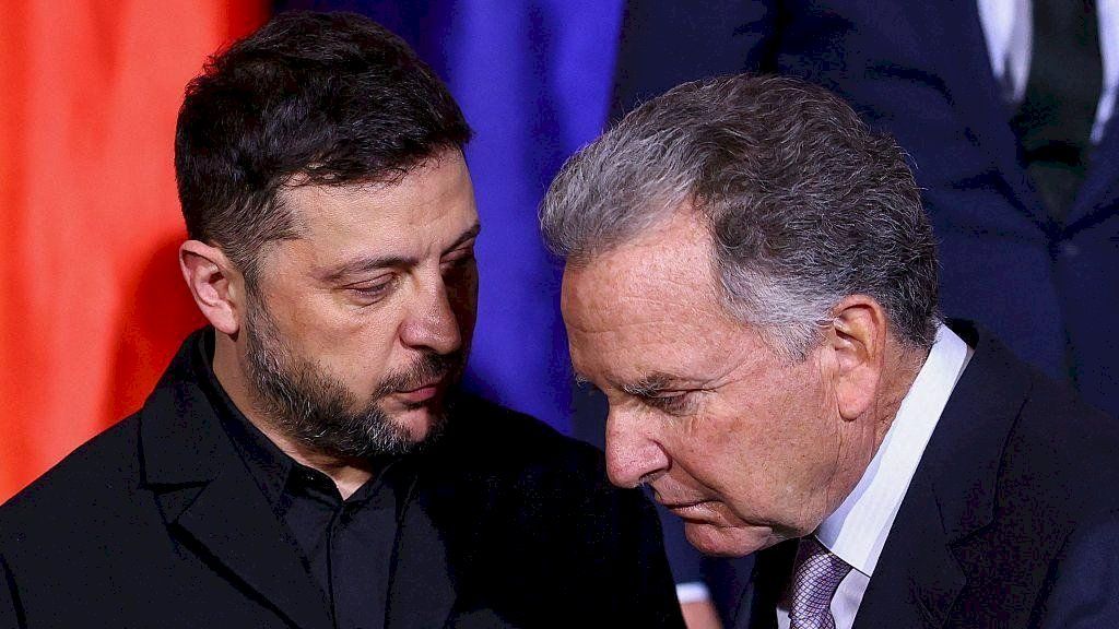 الولايات المتحدة وأوكرانيا تصفان محادثات ميامي بالمثمرة