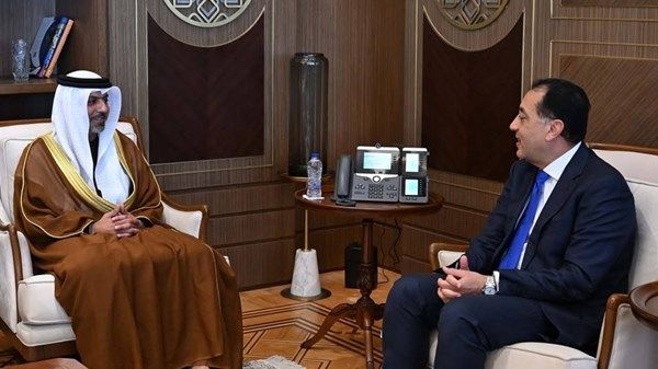 رئيس مجلس الوزراء المصري يؤكد عمق العلاقات المصرية الإماراتية