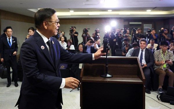 وزراء خارجية آسيان يبحثون في كوالالمبور خفض التصعيد بين تايلاند وكمبوديا