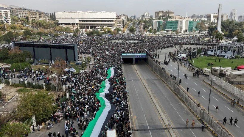 عاجل: ما سر وجود وفد تركي رفيع المستوى في دمشق؟