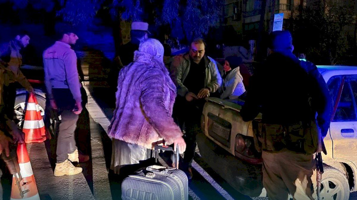 عاجل: قصف ونزوح وضحايا.. حرب مصغرة في حلب؟