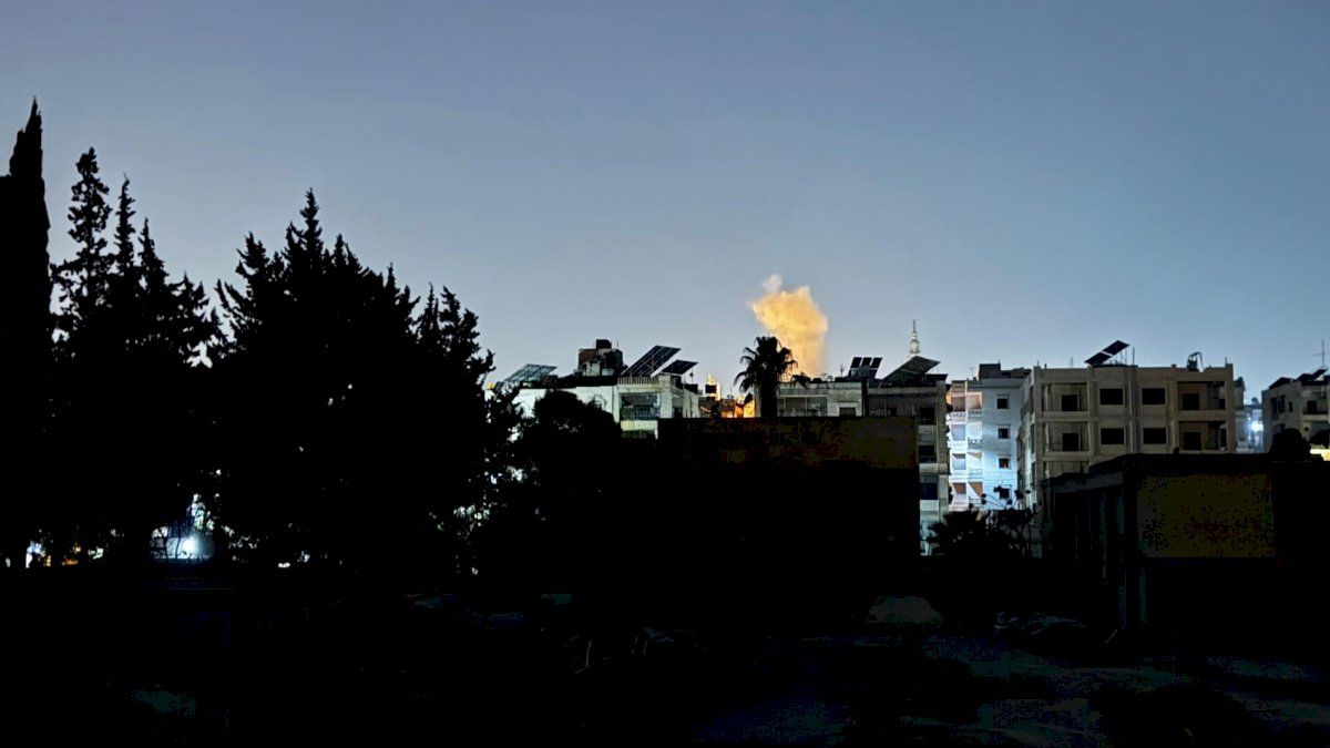 عاجل: قوات "قسد" تغدر بقوات الأمن السوري في حلب (فيديو)