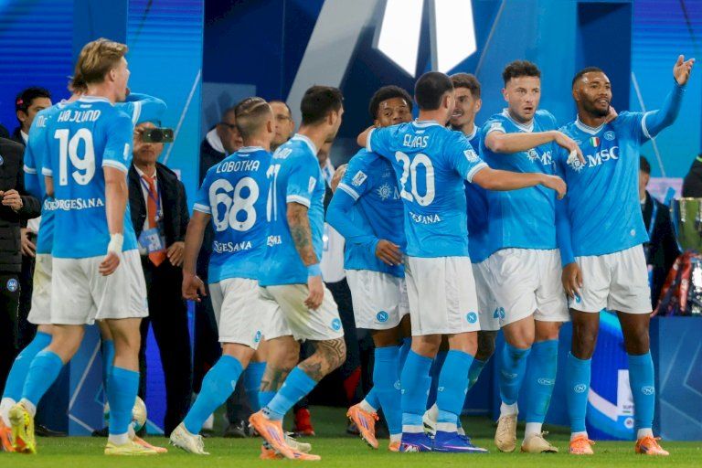 الكأس السوبر الإيطالية: نيريس يقود نابولي إلى لقب ثالث على حساب بولونيا