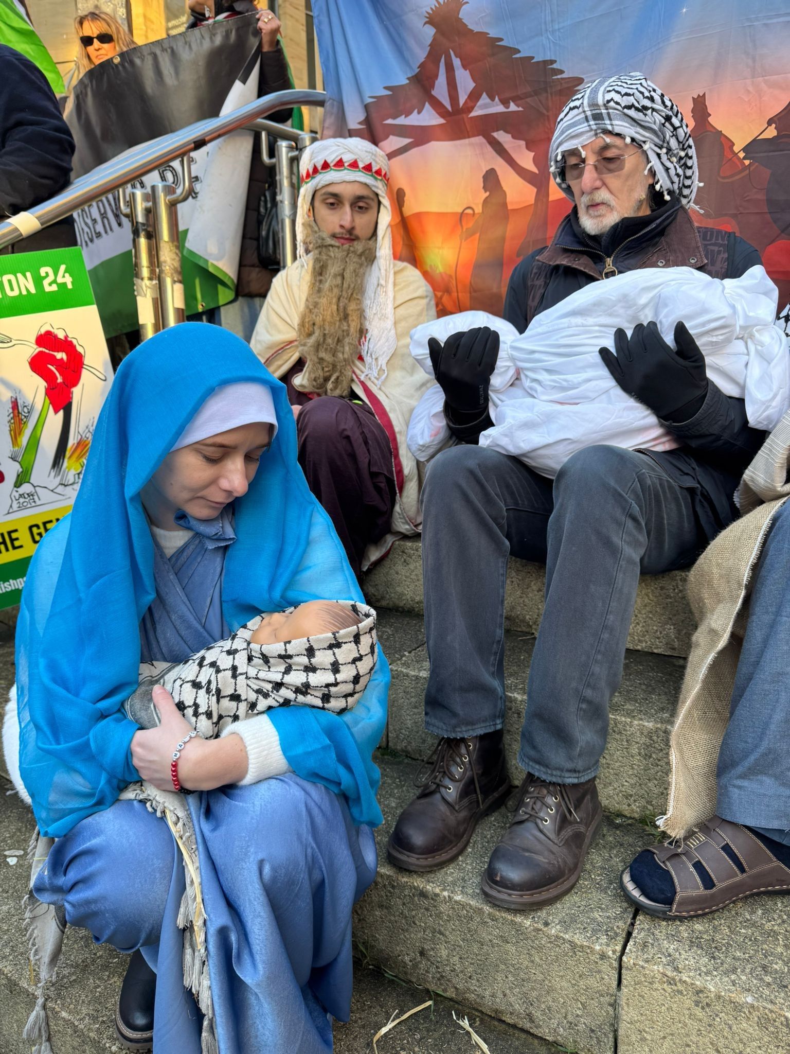 بالصور: اسكتلندا تتظاهر دعما لفلسطين وتندد بالإبادة الجماعية في غزة