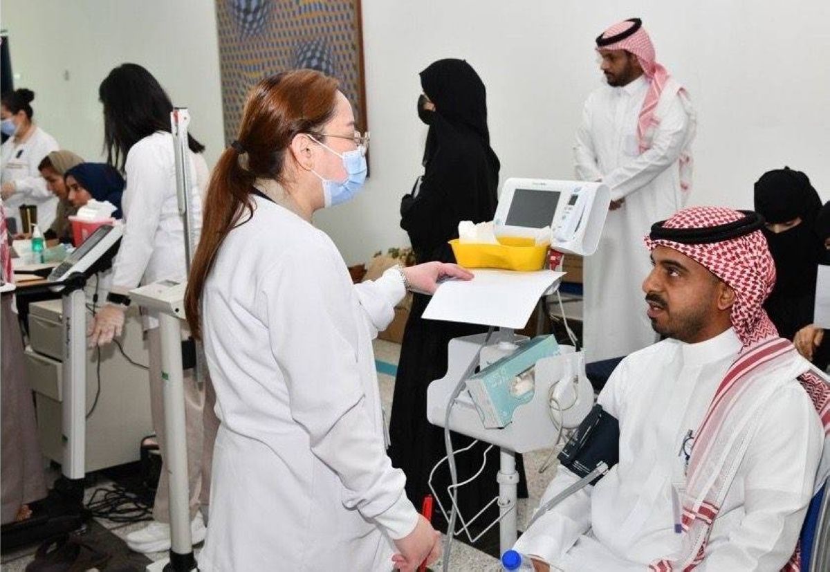 أمانة جدة تُنفذ برنامجًا صحيًا شاملًا لمنسوبيها بالتعاون مع المركز الطبي الدولي