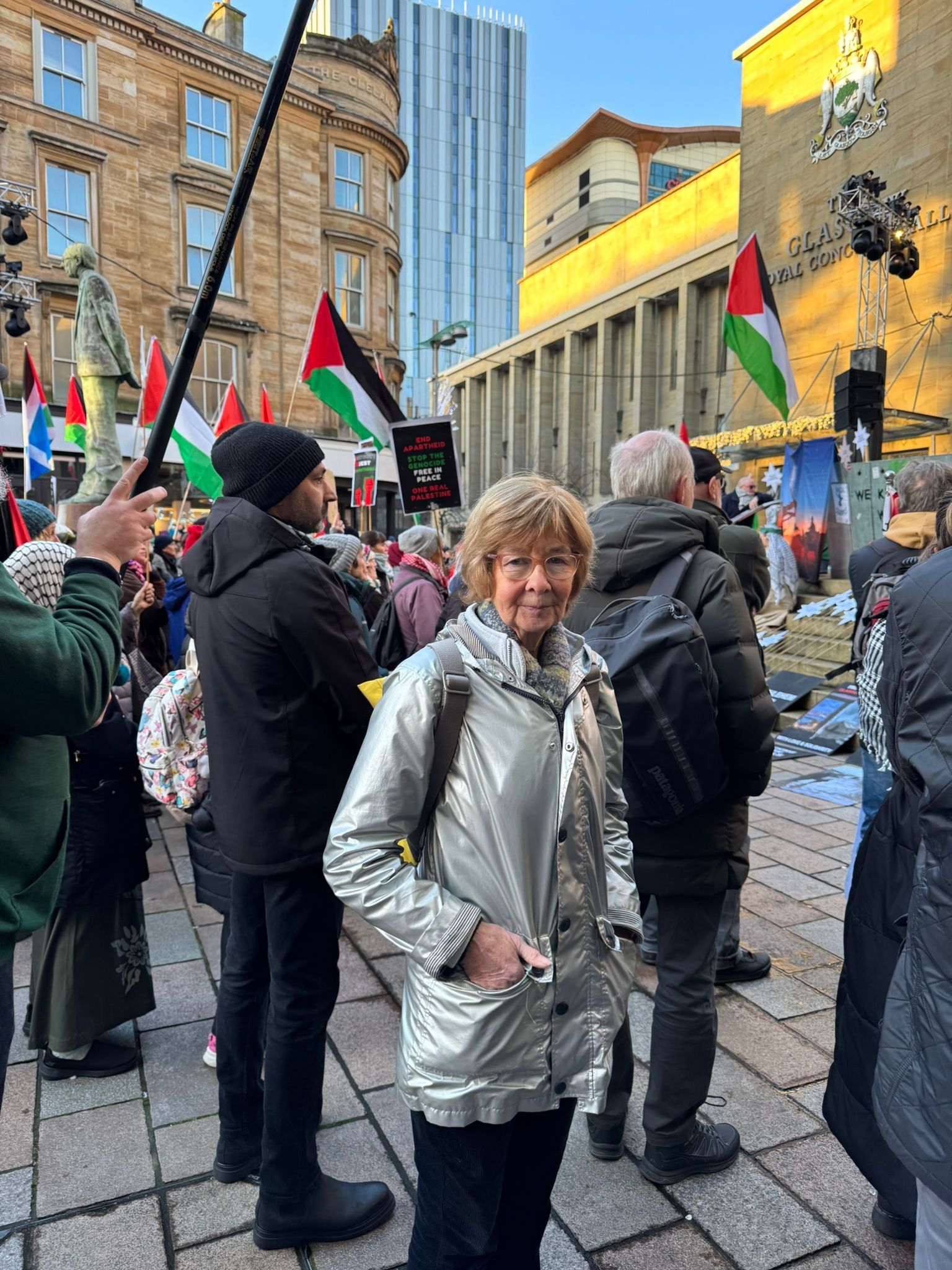 بالصور: اسكتلندا تتظاهر دعما لفلسطين وتندد بالإبادة الجماعية في غزة