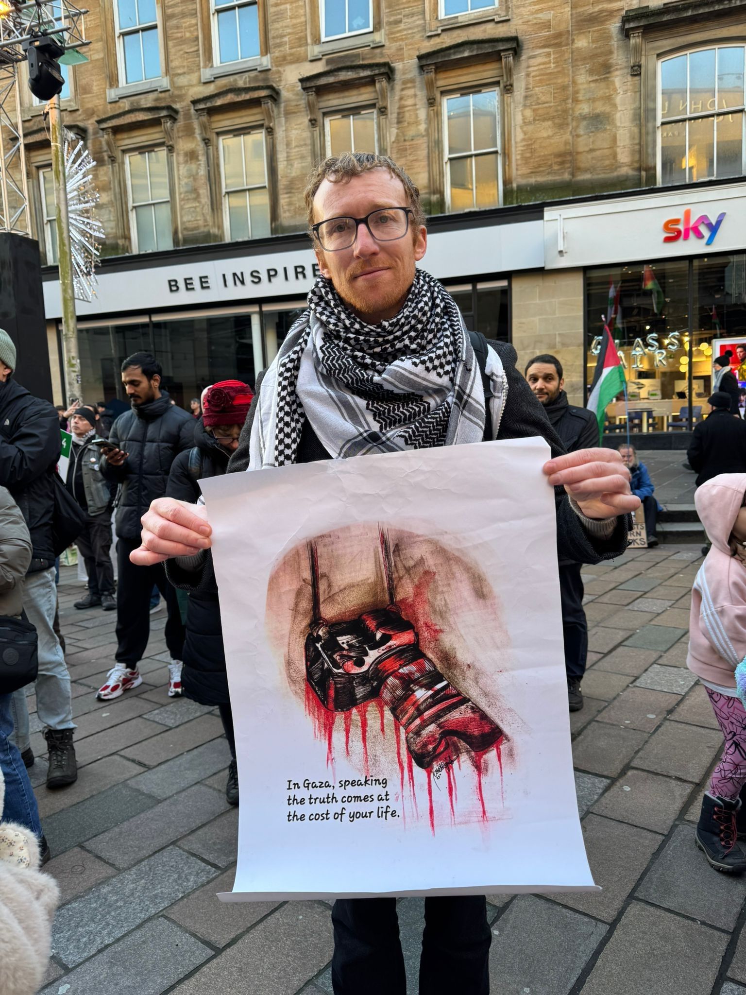 بالصور: اسكتلندا تتظاهر دعما لفلسطين وتندد بالإبادة الجماعية في غزة