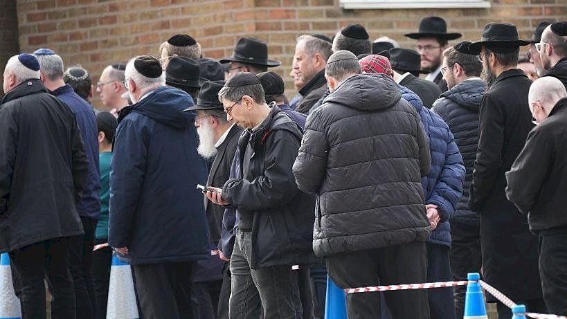 لماذا يشهد يهود بريطانيا أكبر تحول لهم منذ 60 عاماً؟