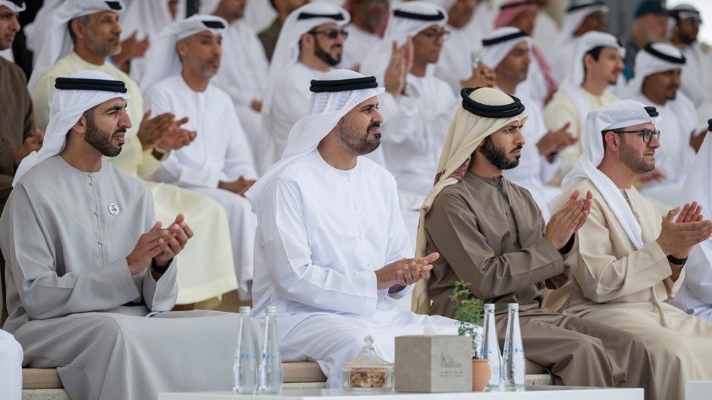 ذياب بن محمد بن زايد يشهد الكشف عن الميداليات الرسمية لألعاب الماسترز أبوظبي 2026