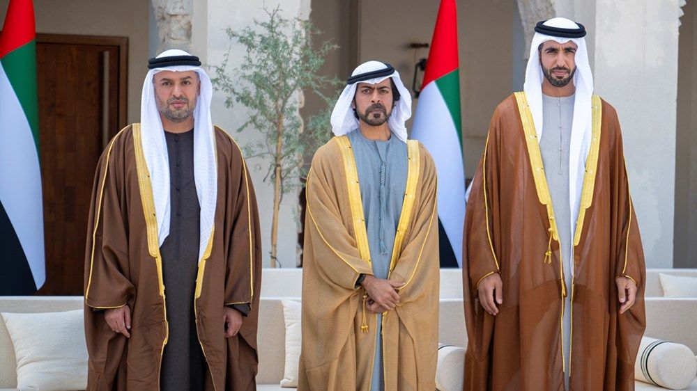 برعاية رئيس الدولة.. منصور بن زايد يشهد العرس الجماعي لأبناء مدينة أبوظبي في قصر الحصن