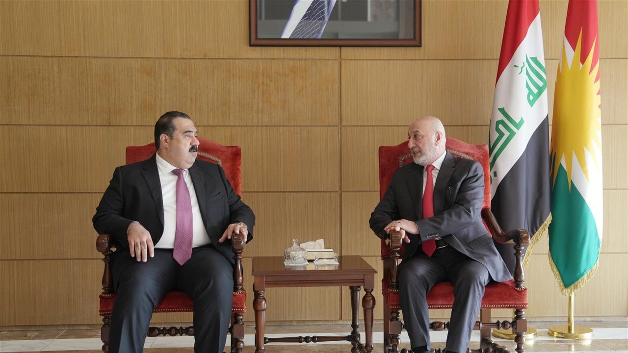 لبحث عدة ملفات.. السامرائي يصل مطار السليمانية الدولي